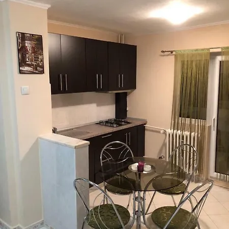 Beatrice Apartment